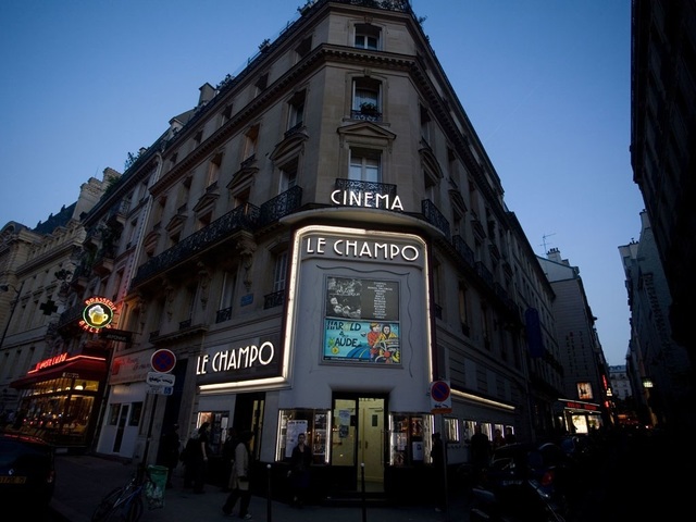 francia mozi párizs