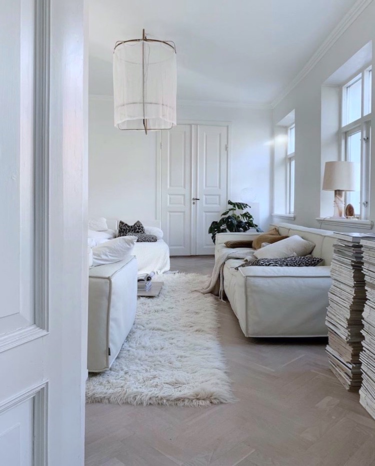 fehér otthon skandináv lakberendezés nappali