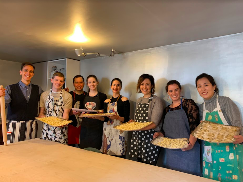 olasz tészta készítés így készíts olasz tésztát milánó milánói tészta kagylótészta csorba anita tésztát készít inspirációk magazin youtube