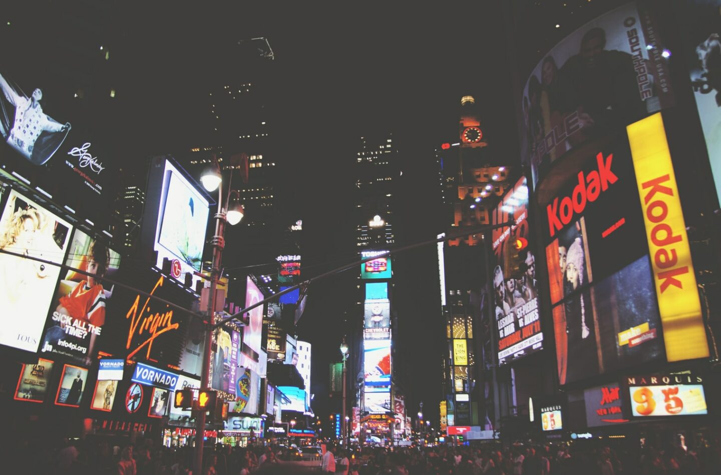 reklámok new york times square